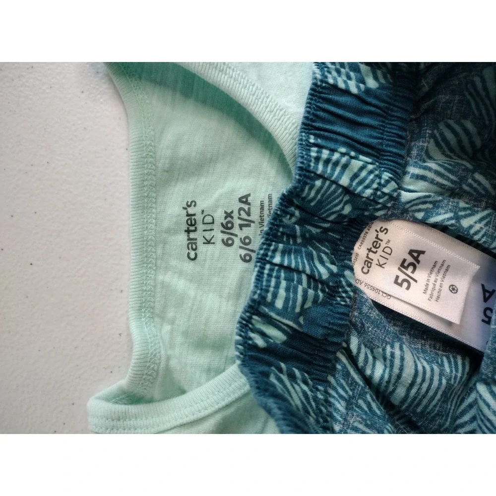Carters Kid Girls Mint Eyelet‎ Top and Teal Floral Skirt Set Size 5